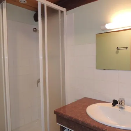 Hébergement de vacances Gîte Doranges, 5 pièces, 8 personnes - FR-1-630-77 *